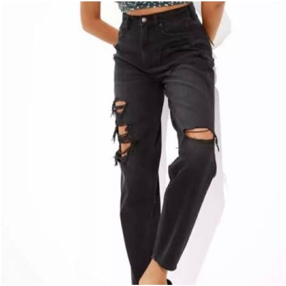 Black Relaxed Mom Jeans